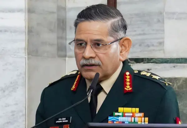 आर्मी चीफ उपेंद्र द्विवेदी