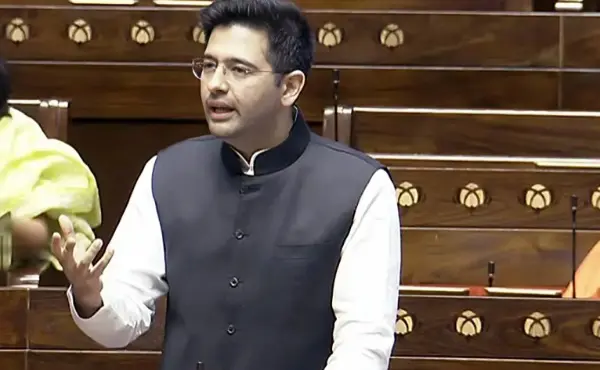 राघव चड्ढा ने निजी स्कूलों की प्रथा को बताया गलत