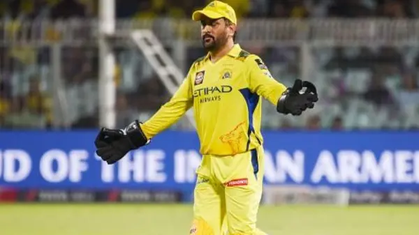 Mahendra Singh Dhoni ने तोड़ी चुप्पी