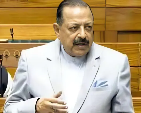 जॉन ब्रिटस का केंद्र से जवाब तलब