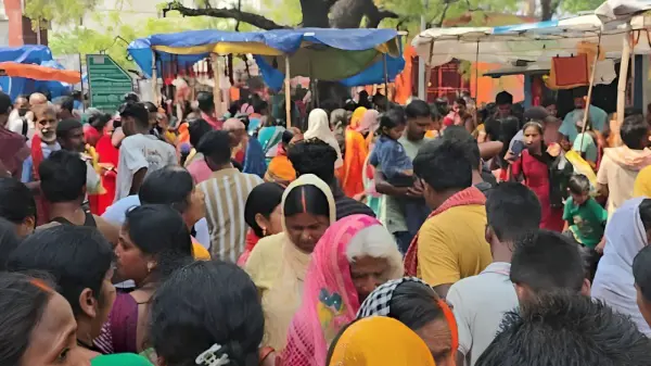 8 श्रद्धालुओं की मौत