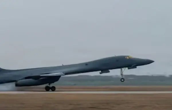 अमेरिका ने दिखाया B-1B लांसर का दम